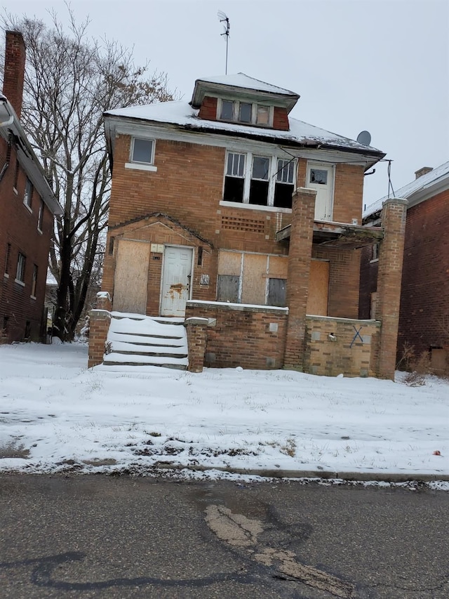 view of front of home