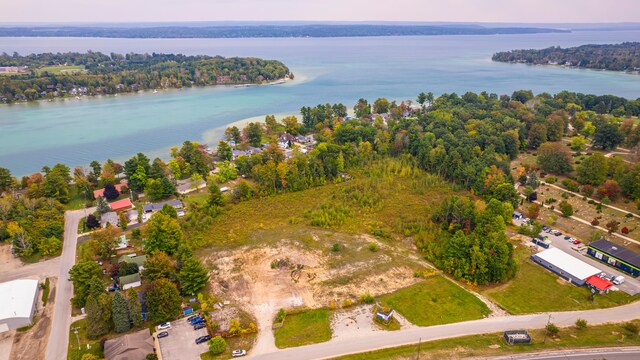 875 Green St, Elk Rapids, MI 49629