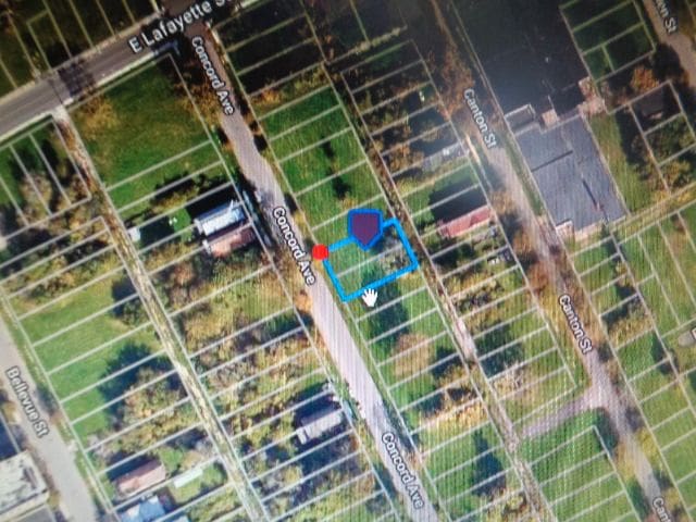 570 Concord St, Detroit, MI 48207 - photo 8