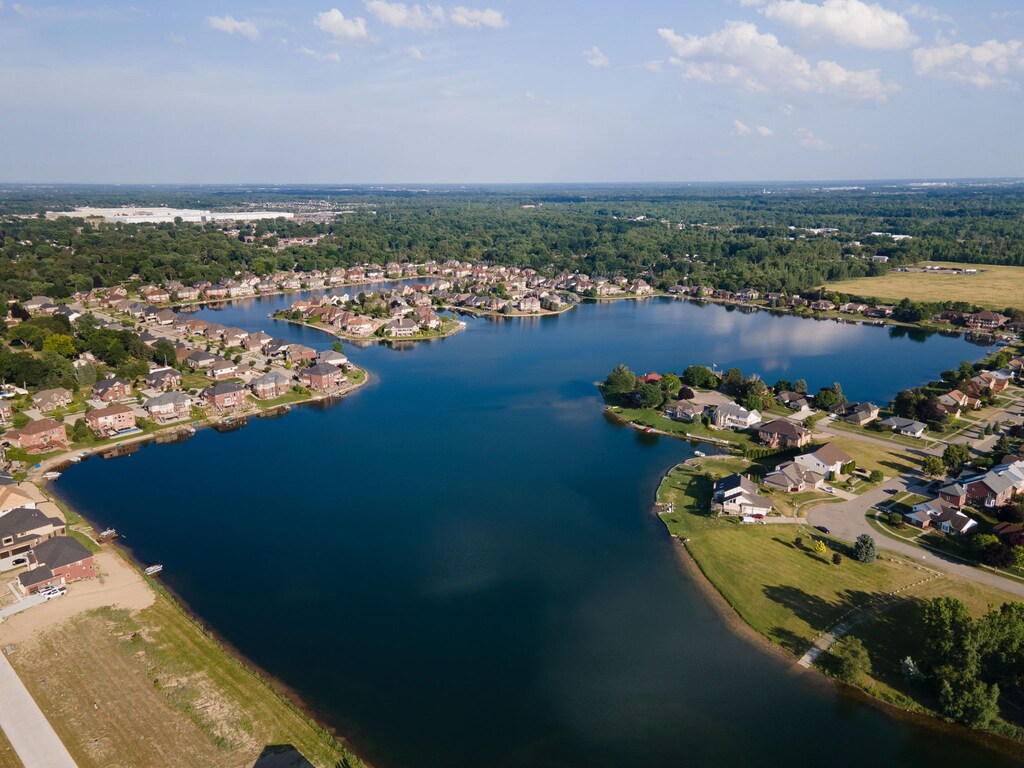 3480 Forster Ln, Shelby Twp, MI 48316 - photo 4