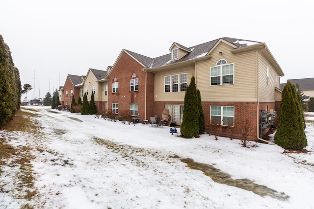 176 Sea Breeze Dr Unit 6, Detroit, MI 48214 - view of front facade featuring brick siding