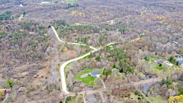 311 Dogwood Ln, Ortonville, MI 48462
