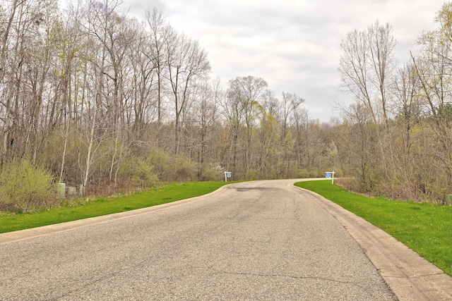 502 Bluebird Trl, Ortonville, MI 48462