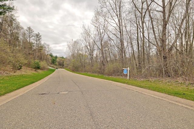 204 Astor Knolls Dr, Ortonville, MI 48462
