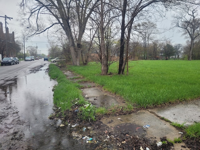 3102 24th St, Detroit, MI 48216