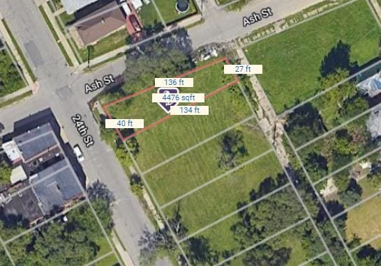 3102 24th St, Detroit, MI 48216