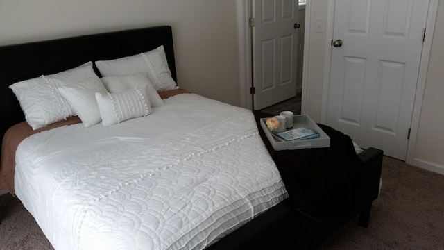 3075 Waukegan St, Auburn Hills, MI 48326 - bedroom with carpet