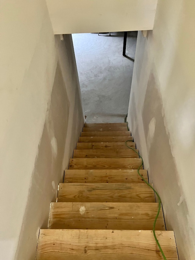 3075 Waukegan St, Auburn Hills, MI 48326 - view of stairs