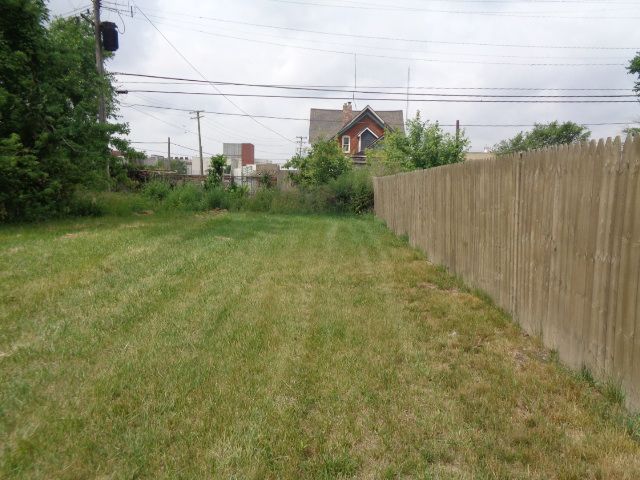 3301 Vinewood St, Detroit, MI 48208 - photo 6