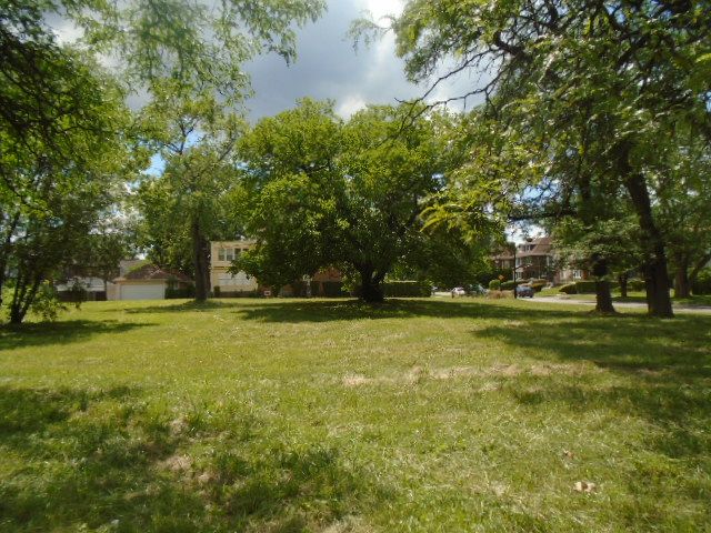35 Edison St, Detroit, MI 48202 - photo 9