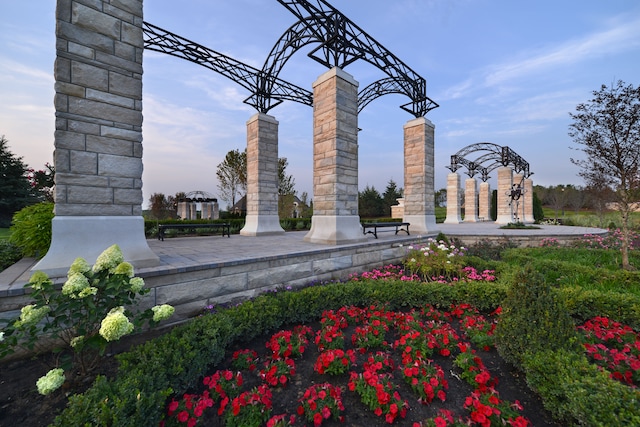 4701 Pinnacle Blvd, Rochester, MI 48306 - view of community