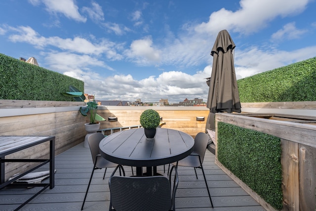 2813 Brush St Unit 99, Detroit, MI 48201 - view of wooden deck
