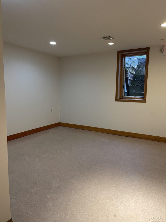 3879 Kochville Rd, Saginaw, MI 48604 - unfurnished room featuring recessed lighting and baseboards