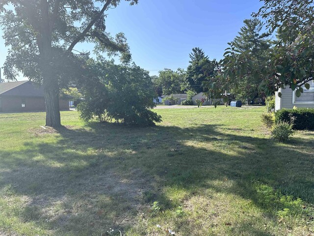 1040 E Front St, Traverse City, MI 49686 - photo 4