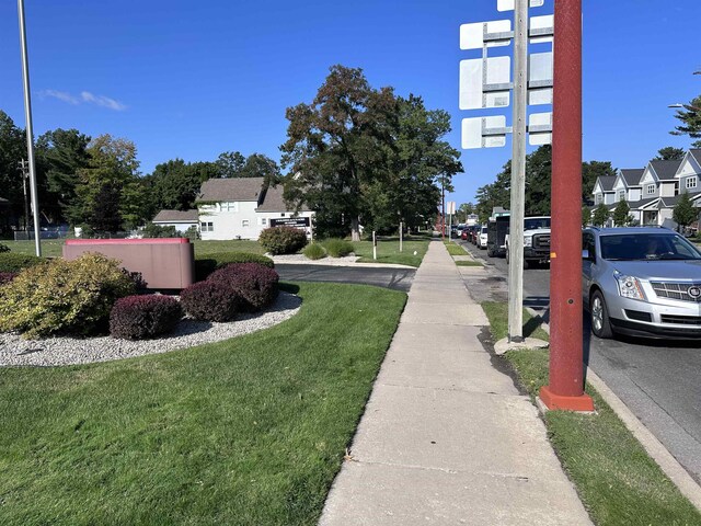 1040 E Front St, Traverse City, MI 49686 - photo 5