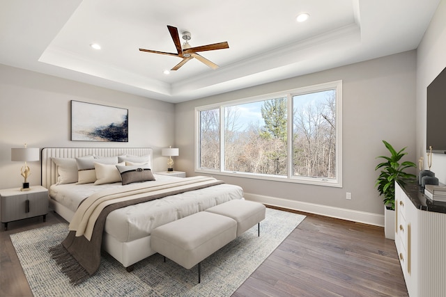 1535 Vista Dr, Oakland, MI 48363 - bedroom with ornamental molding, dark hardwood / wood-style floors, ceiling fan, and a tray ceiling