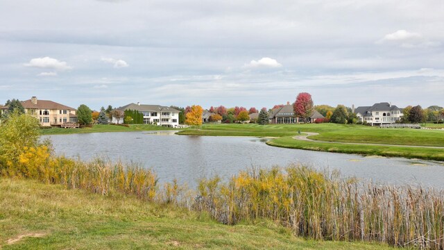 33 W Grove Ct, Freeland, MI 48623