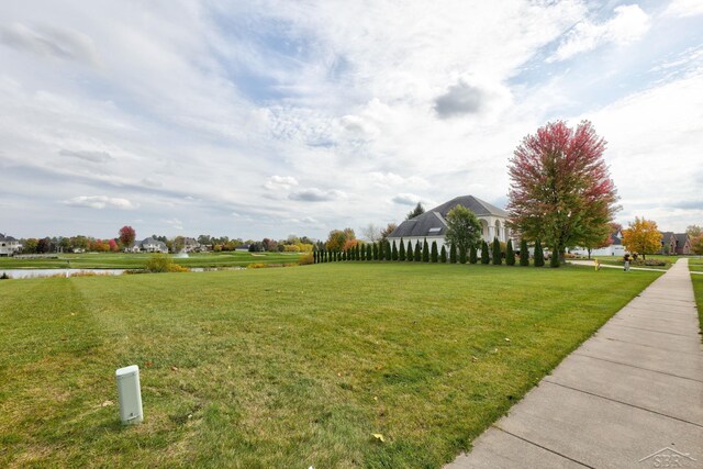 33 W Grove Ct, Freeland, MI 48623