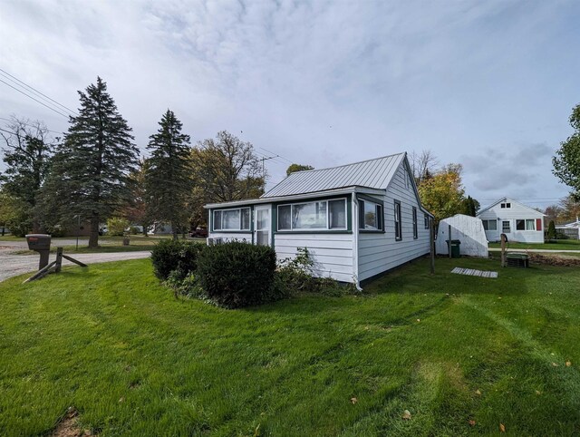 5316 Shady Ln, Standish, MI 48658