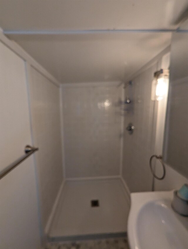 5316 Shady Ln, Standish, MI 48658