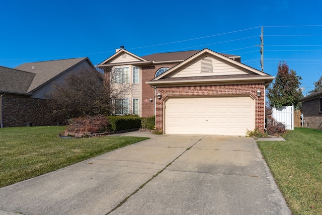 view of front facade featuring a garage and a front yard