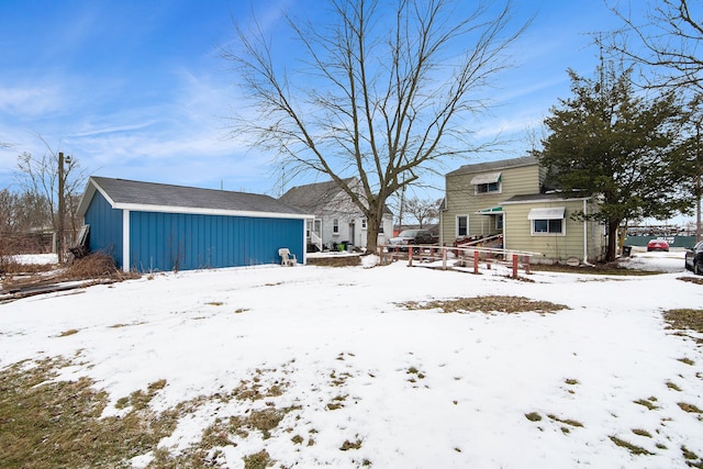 6000 N Dort Hwy, Flint, MI 48505 - exterior space featuring an outdoor structure