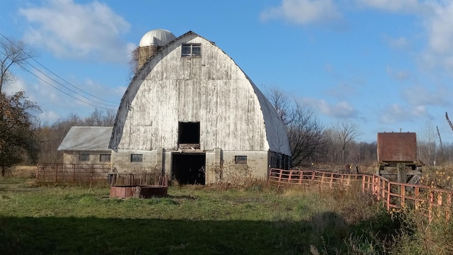 2540 S Dreyer Rd, Au Gres, MI 48703 - view of barn