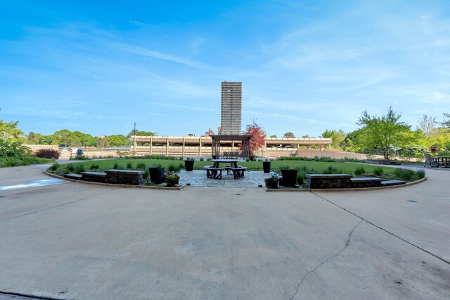 8900 E Jefferson Ave Unit 630-631, Detroit, MI 48214 - view of surrounding community