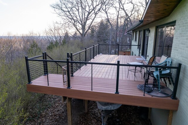 122 Park Ave, Frankfort, MI 49635 - view of deck