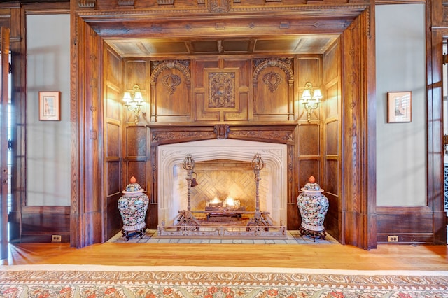 70 W Boston Blvd, Detroit, MI 48202 - detailed view of wooden walls and wood finished floors