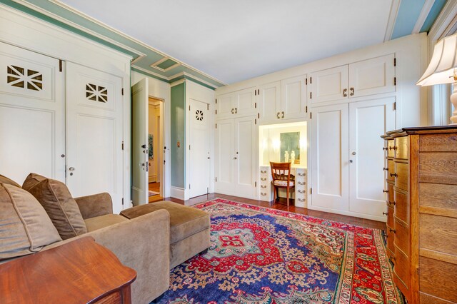 70 W Boston Blvd, Detroit, MI 48202 - living area with wood finished floors