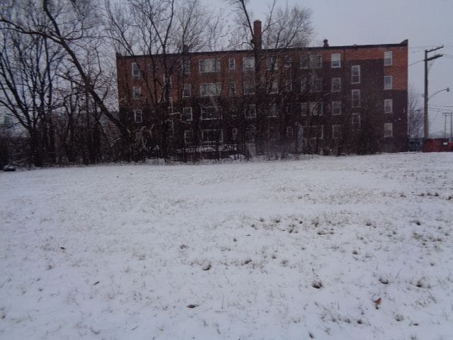 2691 Rochester St, Detroit, MI 48206