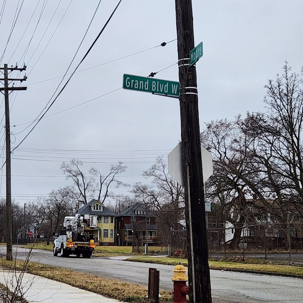 1809 W Grand Blvd, Detroit, MI 48208