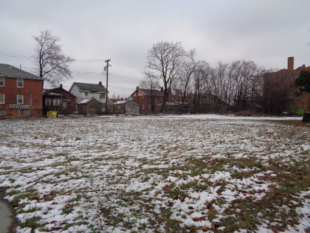 2752 W Boston Blvd, Detroit, MI 48206