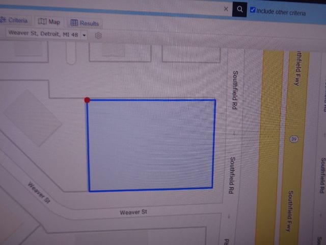 18110 Weaver St, Detroit, MI 48228