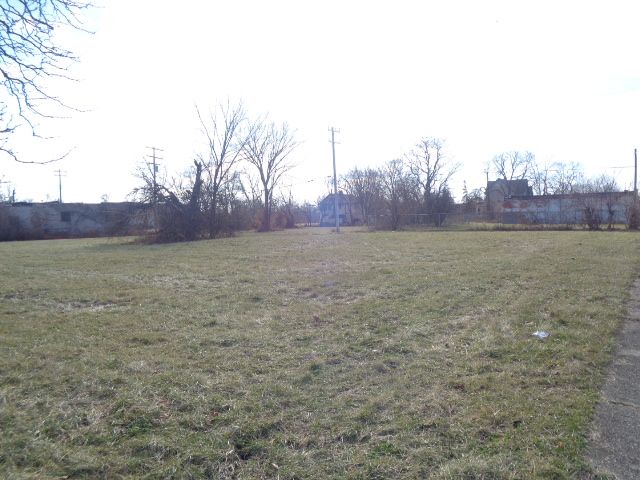 6085 Wabash St, Detroit, MI 48208
