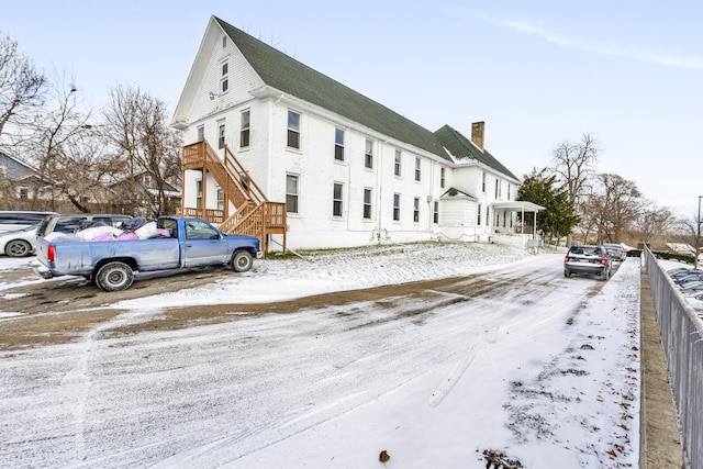 view of front of home