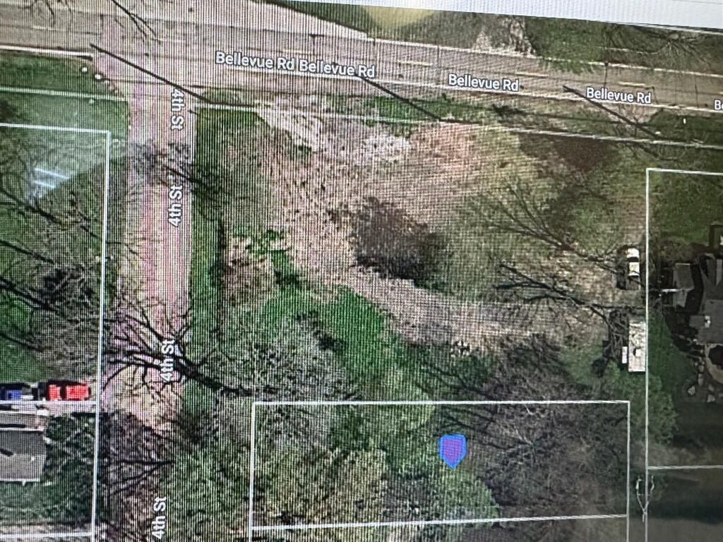 vacant Fourth, Grosse Ile, MI 48138