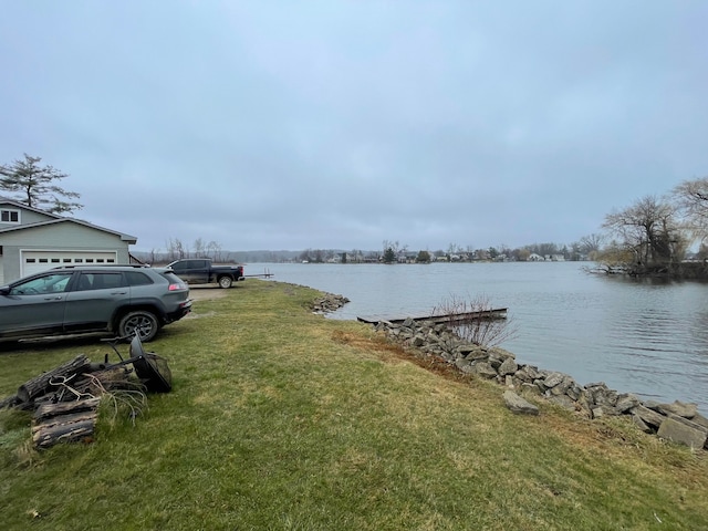 9470 Pontiac Lake Rd, White Lake, MI 48386 - view of grassy yard featuring a water view