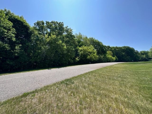 000 Blueridge Dr, Lake Orion, MI 48348