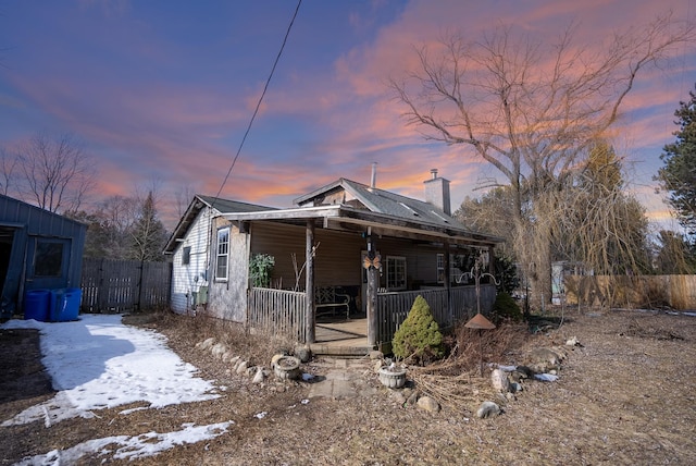 view of front of home featuring covered porch