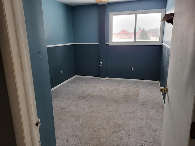 5300 Belford Rd, Holly, MI 48442 - unfurnished room with carpet and baseboards