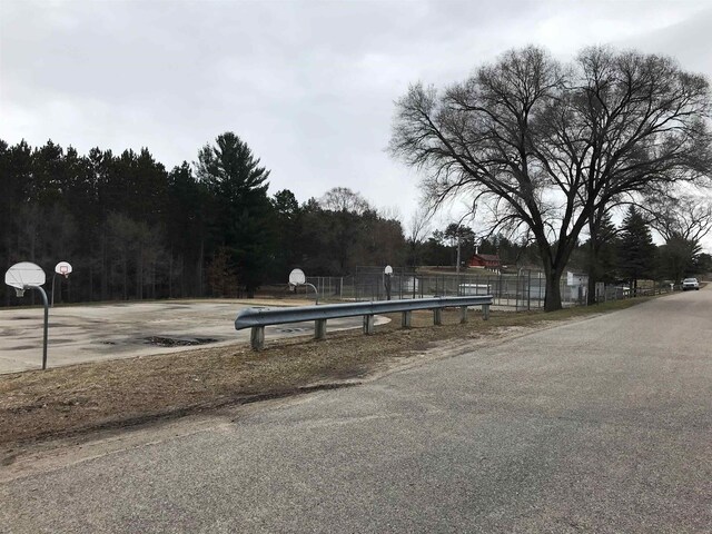 00 Howard St, Mesick, MI 49668