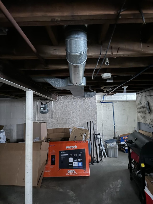 20920/2 Moross Rd, Grosse Pointe, MI 48236 - view of garage