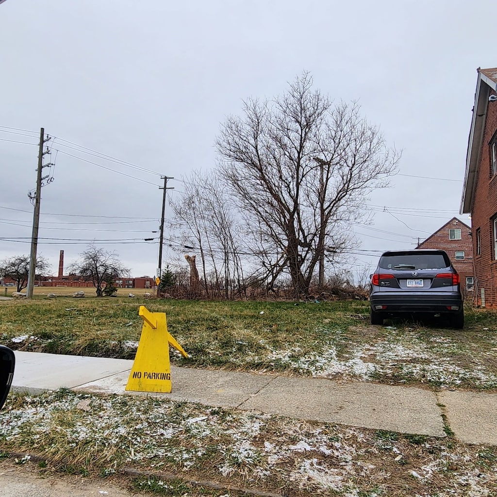 13401 Justine St, Hamtramck, MI 48212