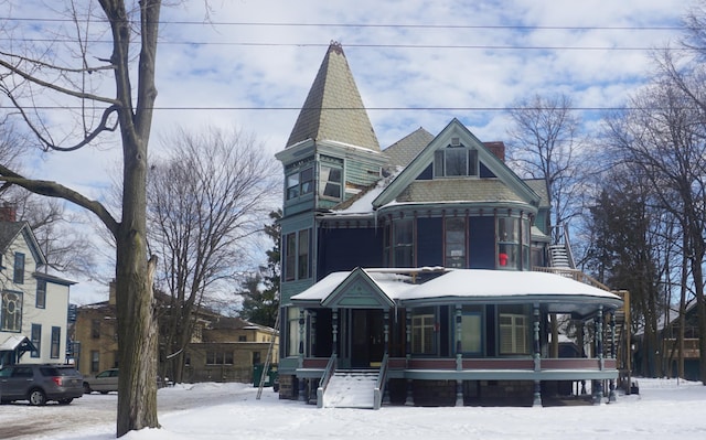 victorian home with covered porch