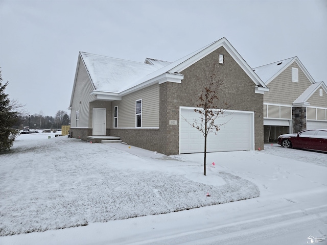 Listing photo 2 for 801 Plum Village Dr, Monroe MI 48161