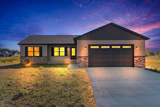 view of front of house featuring a garage