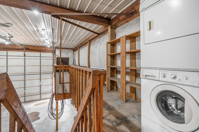 9363 S Grow Rd, Greenville, MI 48838 - laundry area with stacked washer / dryer