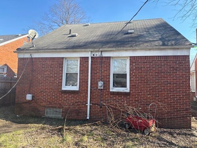 18471 E Stahelin Ave, Detroit, MI 48219 - photo 5